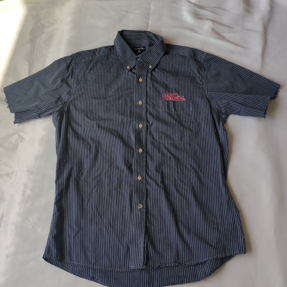 Ole Miss Rebels Large Button Up *CUT* Short Sleeve Shirt Antigua BlueMississippi